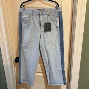 Versona Light and Dark Blue Cropped Jeans